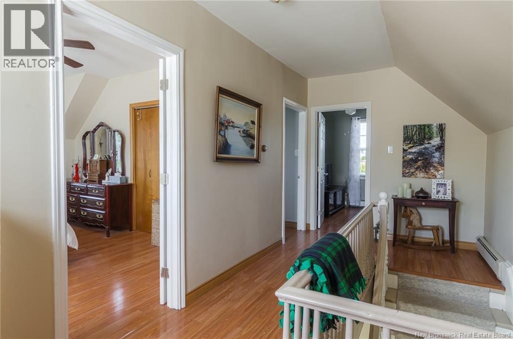528 Milford Road - 31