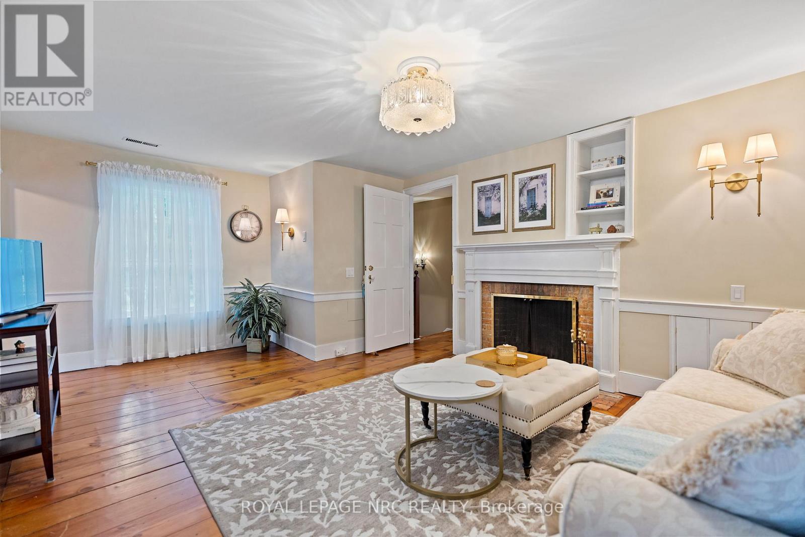 307 MISSISSAGUA STREET - 40