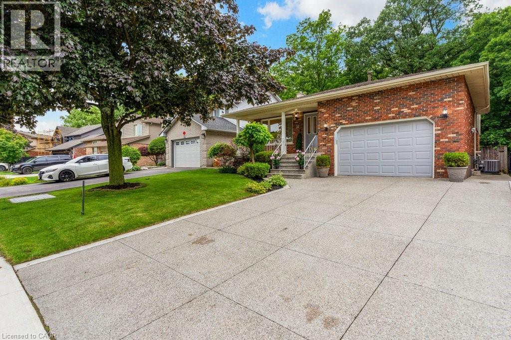 31 PINEWARBLER Drive - Image 3