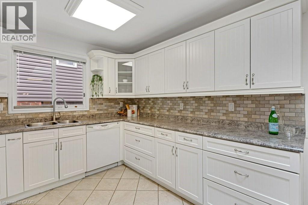 31 PINEWARBLER Drive - Image 5