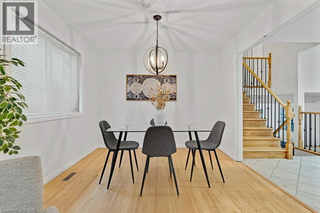31 PINEWARBLER Drive - Image 8