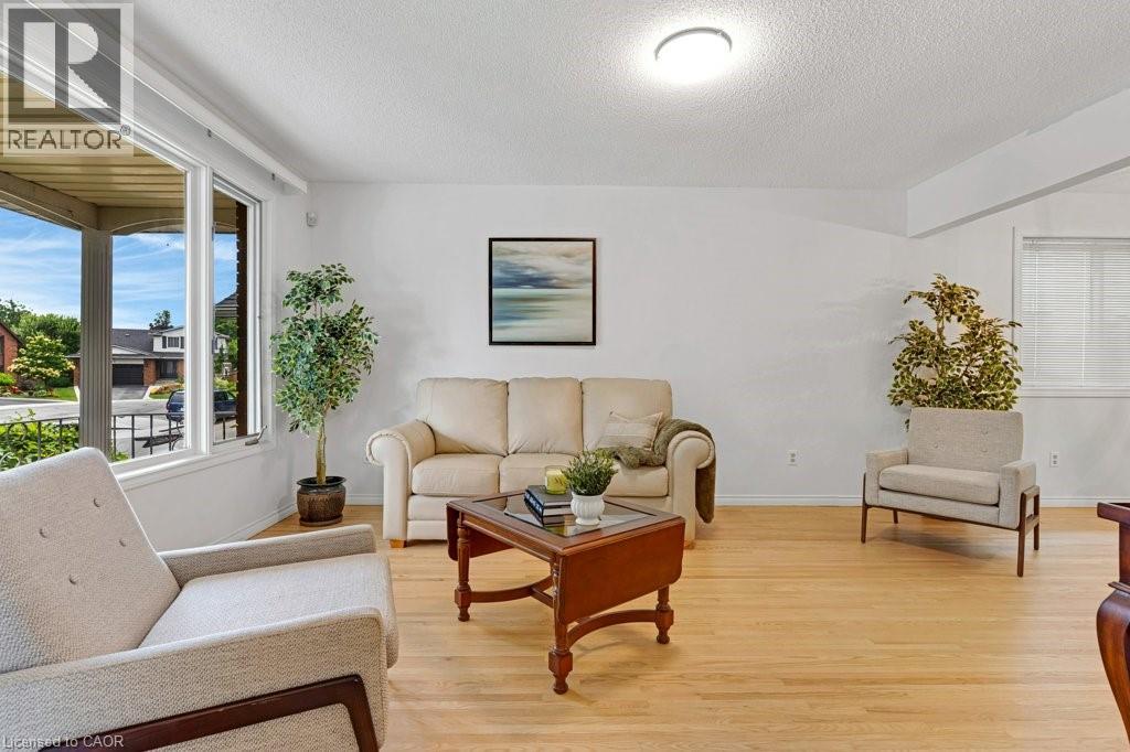 31 PINEWARBLER Drive - Image 9