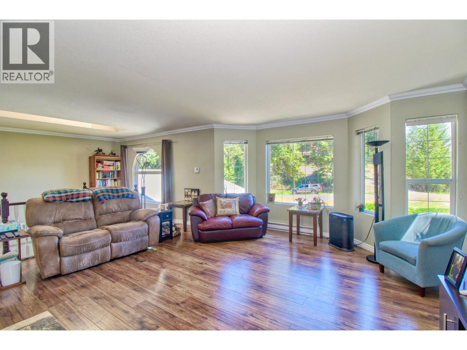 393 Northern View Drive - 11
