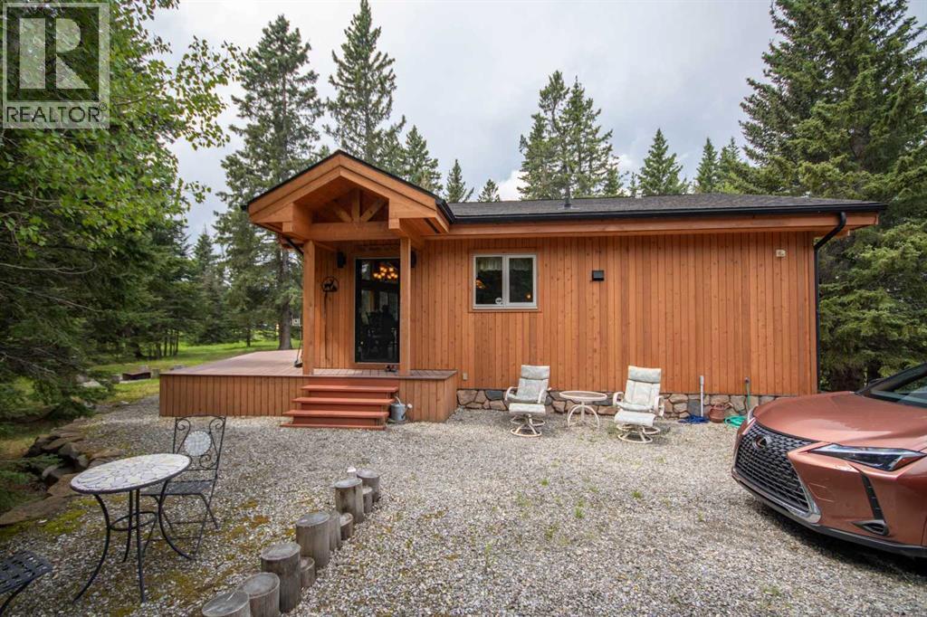 11, 32433 Range Road 61 - 11
