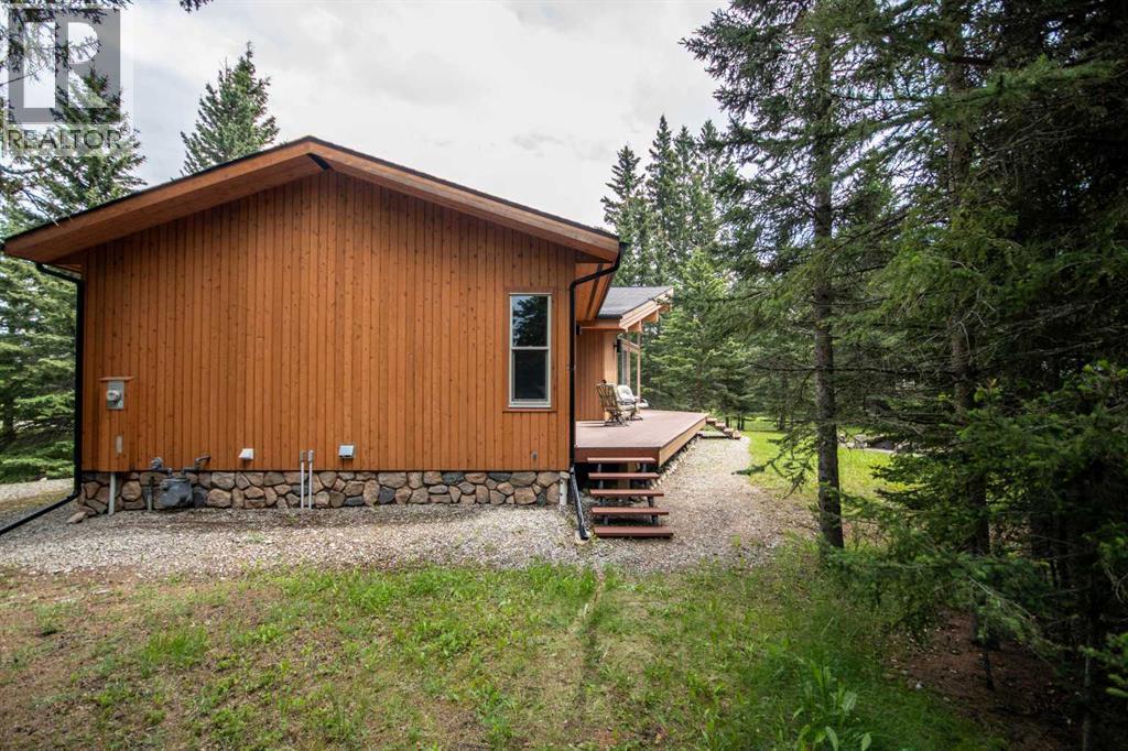 11, 32433 Range Road 61 - 30