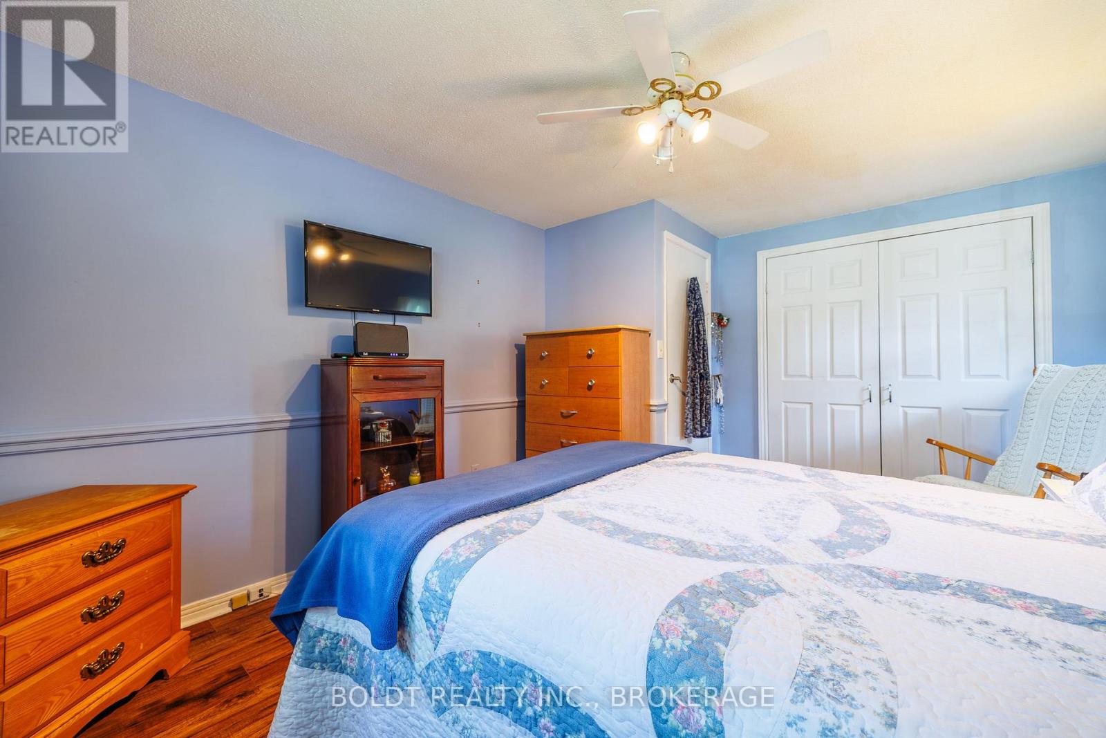 77 ELMA STREET - 16