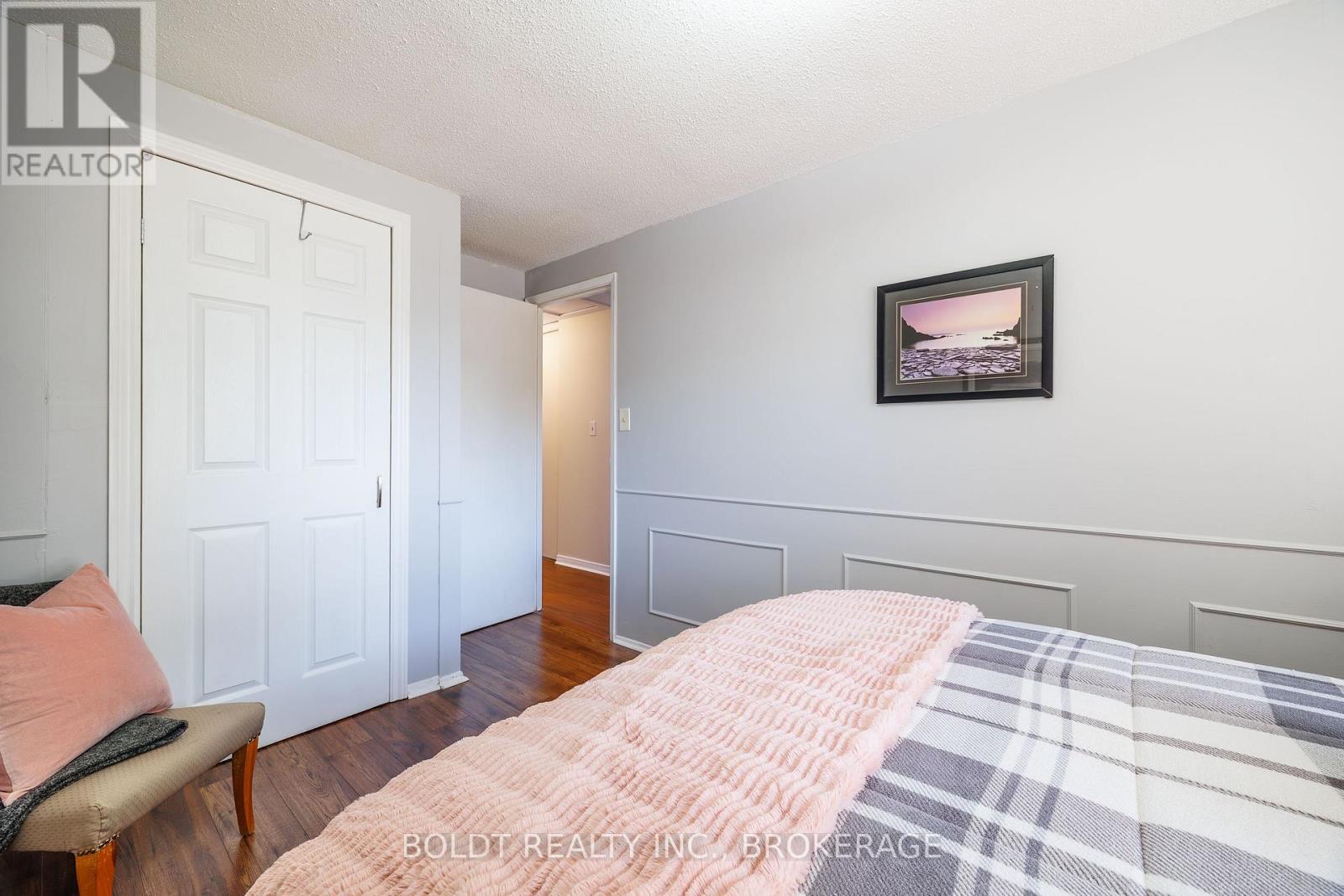 77 ELMA STREET - 18