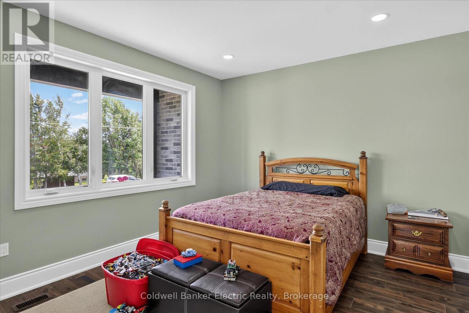 1134 RIVER ROAD - 12