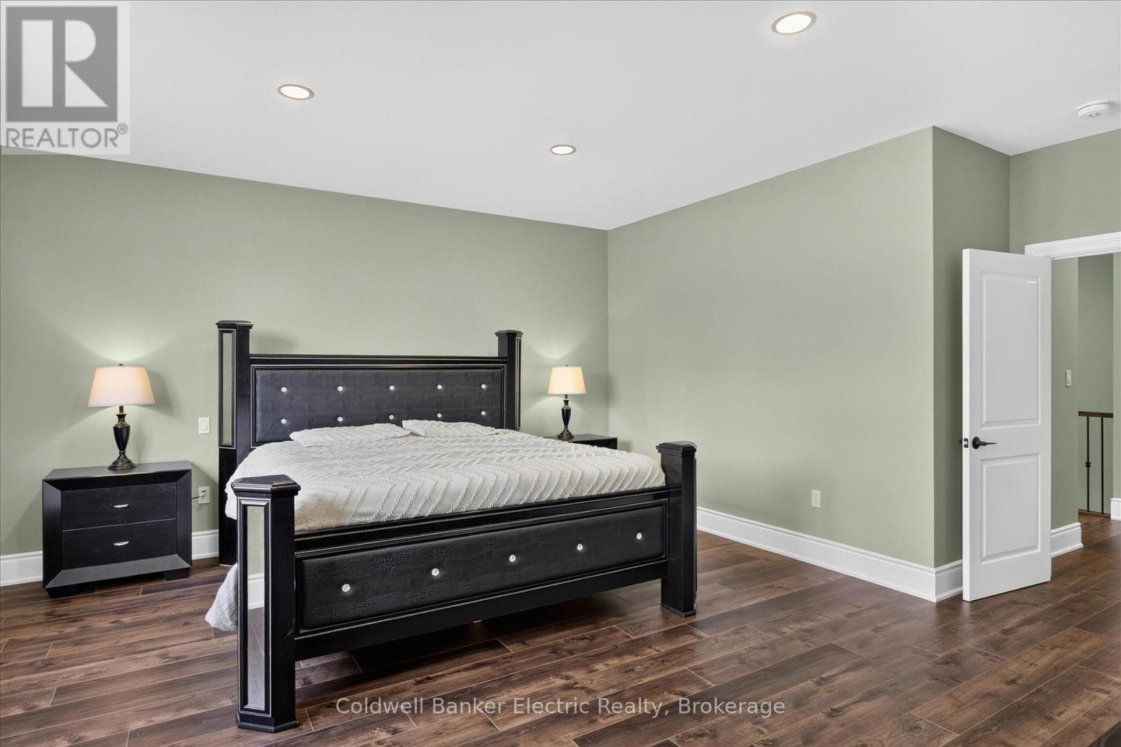 1134 RIVER ROAD - 15