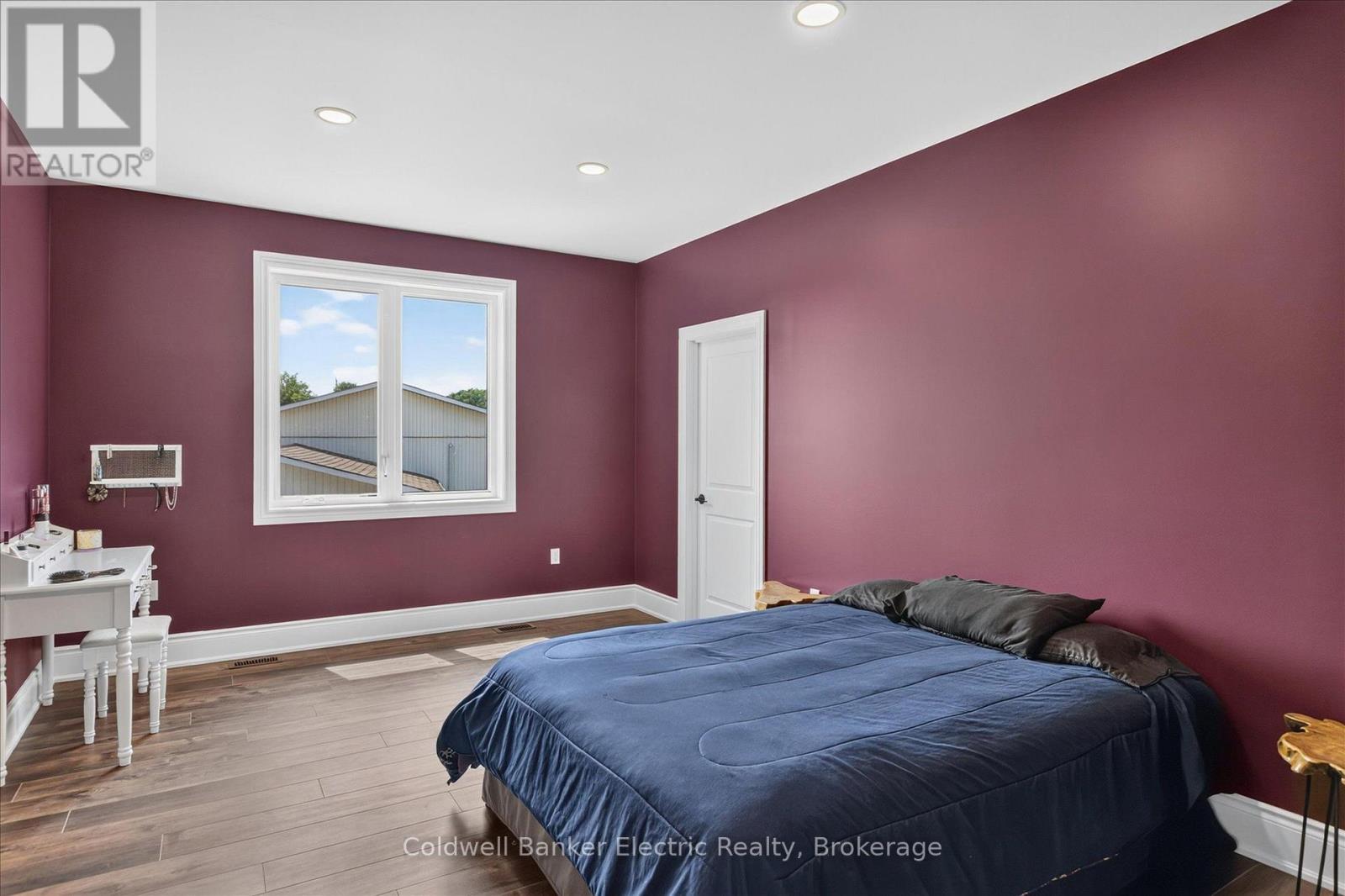 1134 RIVER ROAD - 18