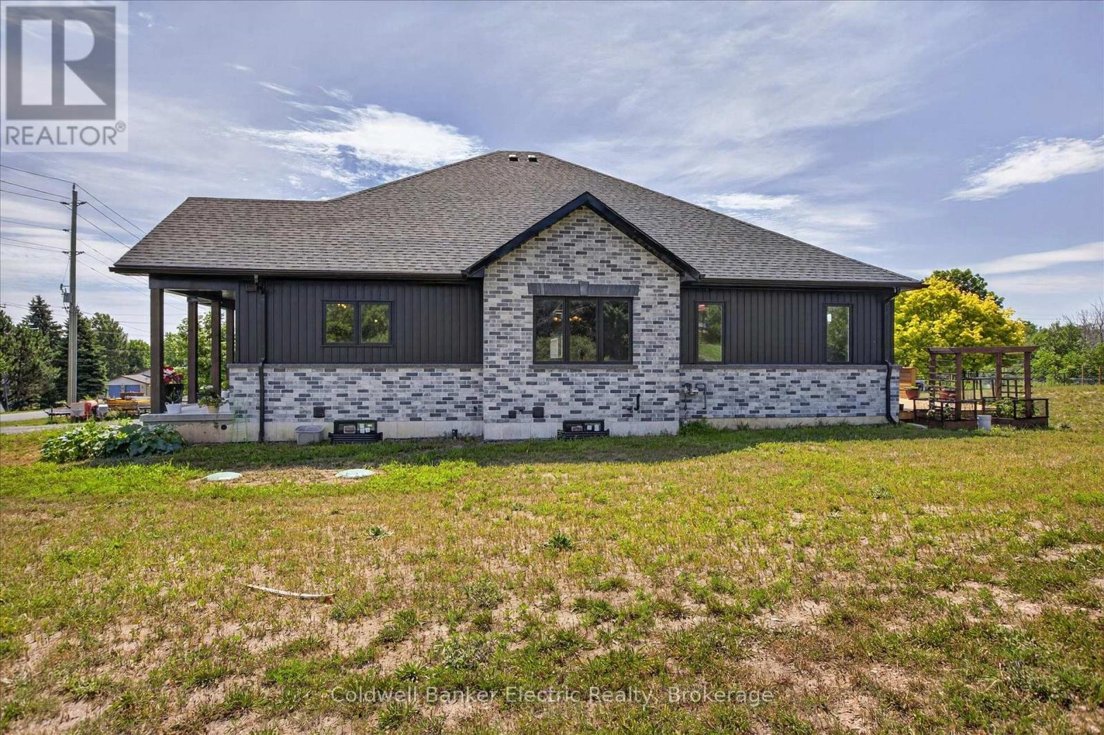 1134 RIVER ROAD - 22