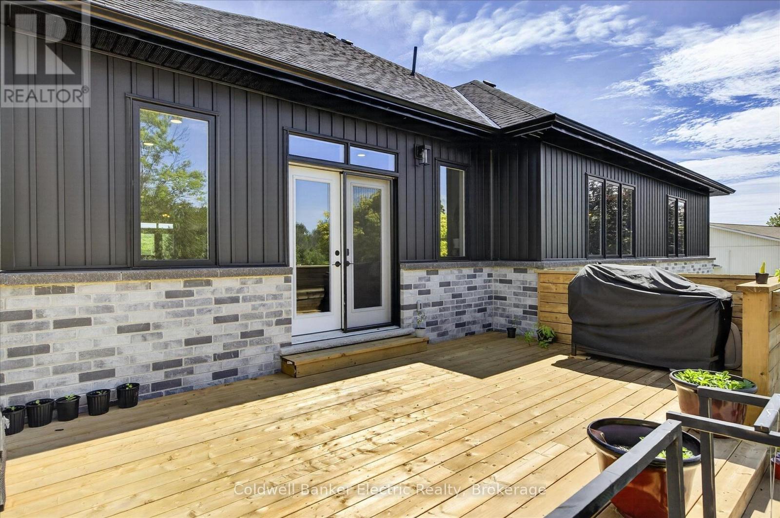 1134 RIVER ROAD - 23