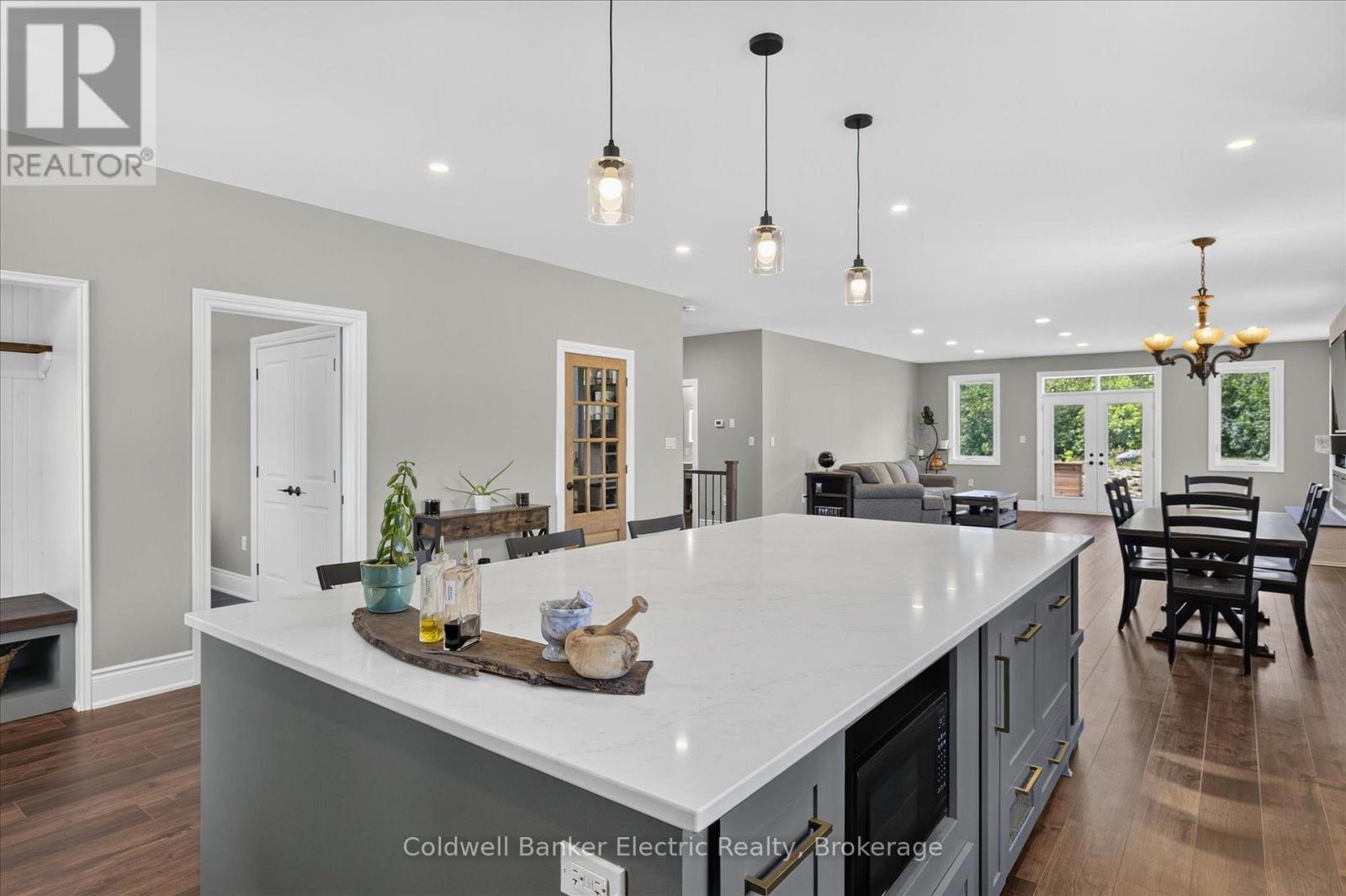 1134 RIVER ROAD - 8