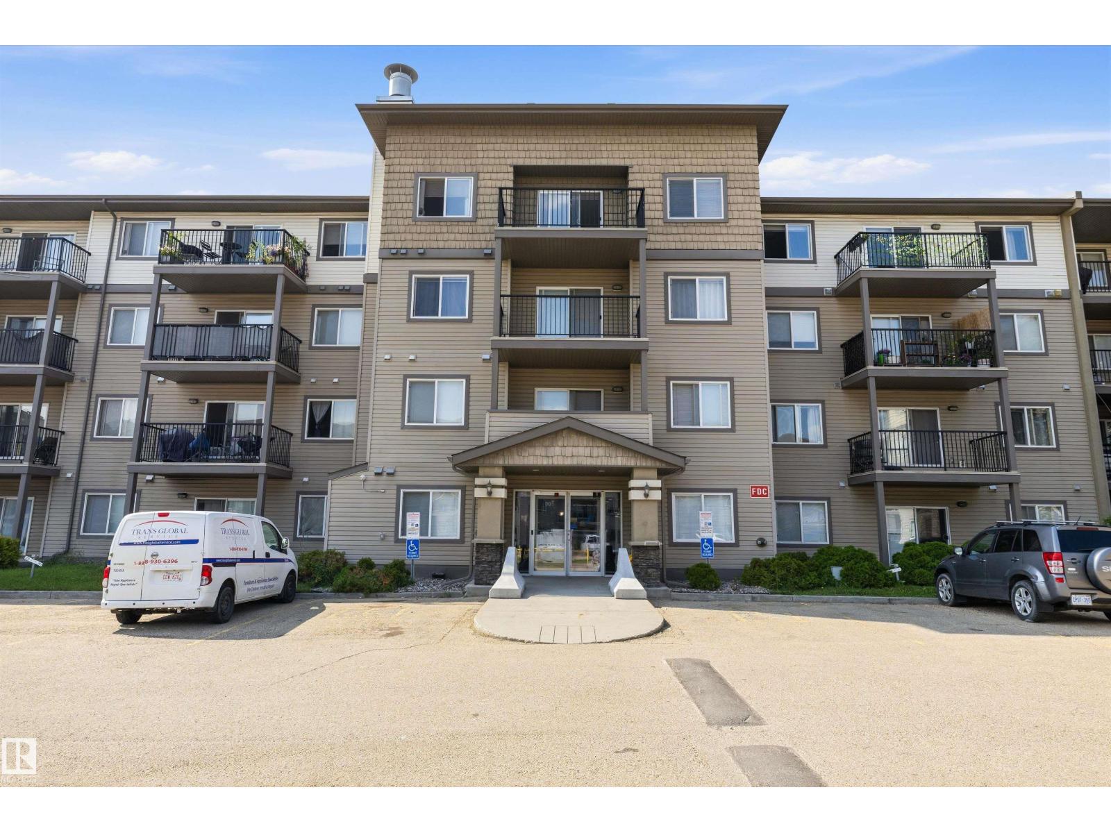 #143 301 CLAREVIEW STATION DR NW - 1