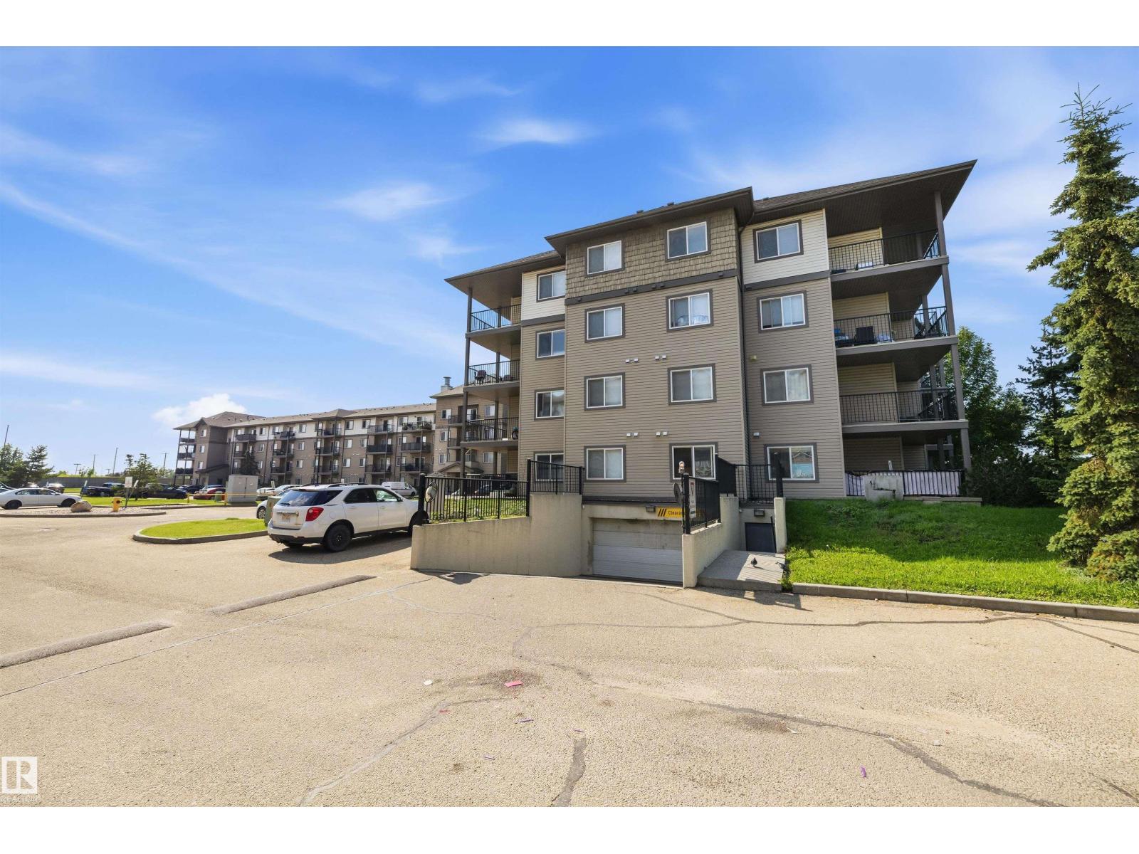 #143 301 CLAREVIEW STATION DR NW - 3