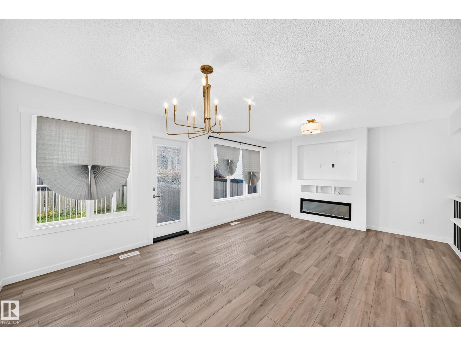 #4 905 172 ST SW - 13
