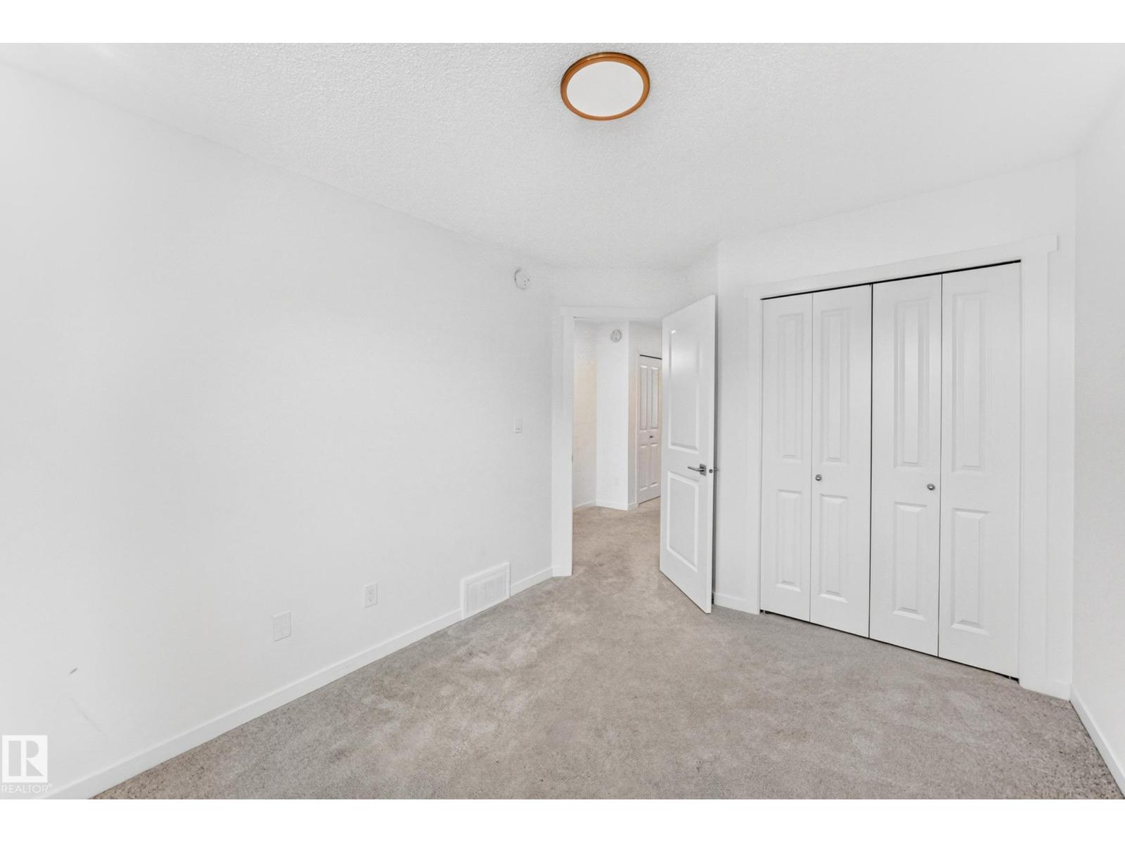 #4 905 172 ST SW - 26