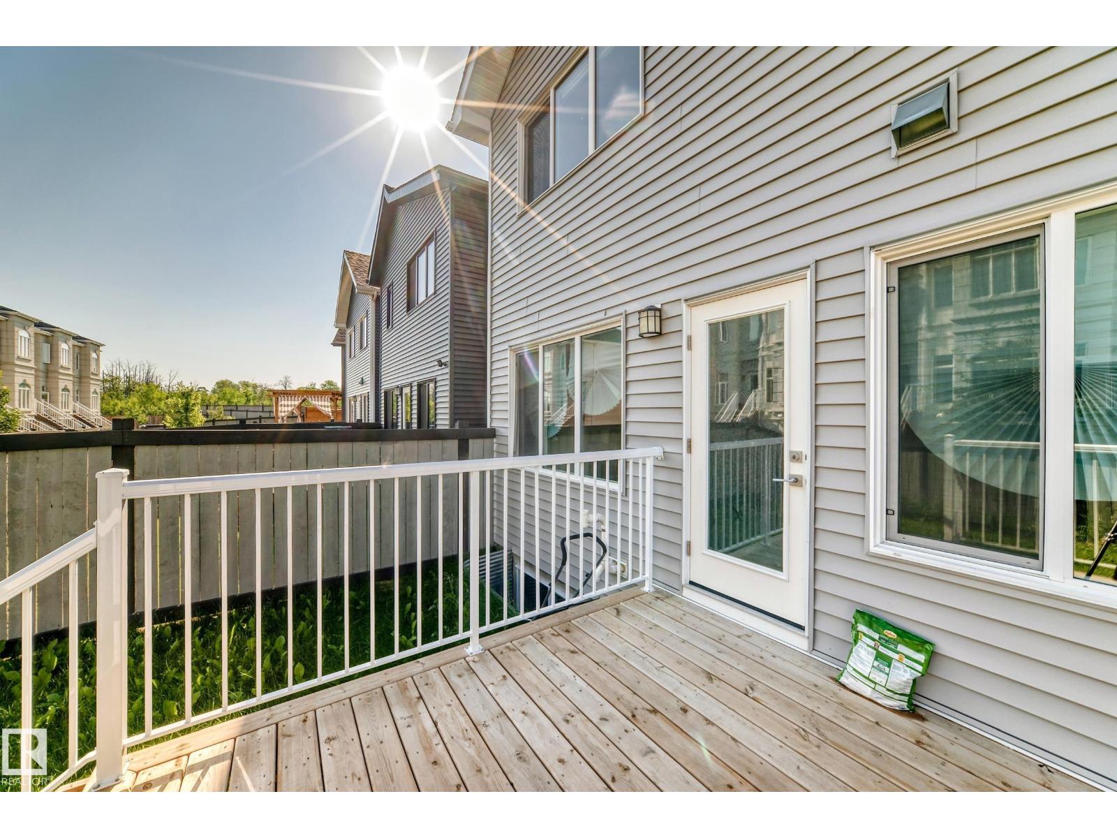 #4 905 172 ST SW - 44