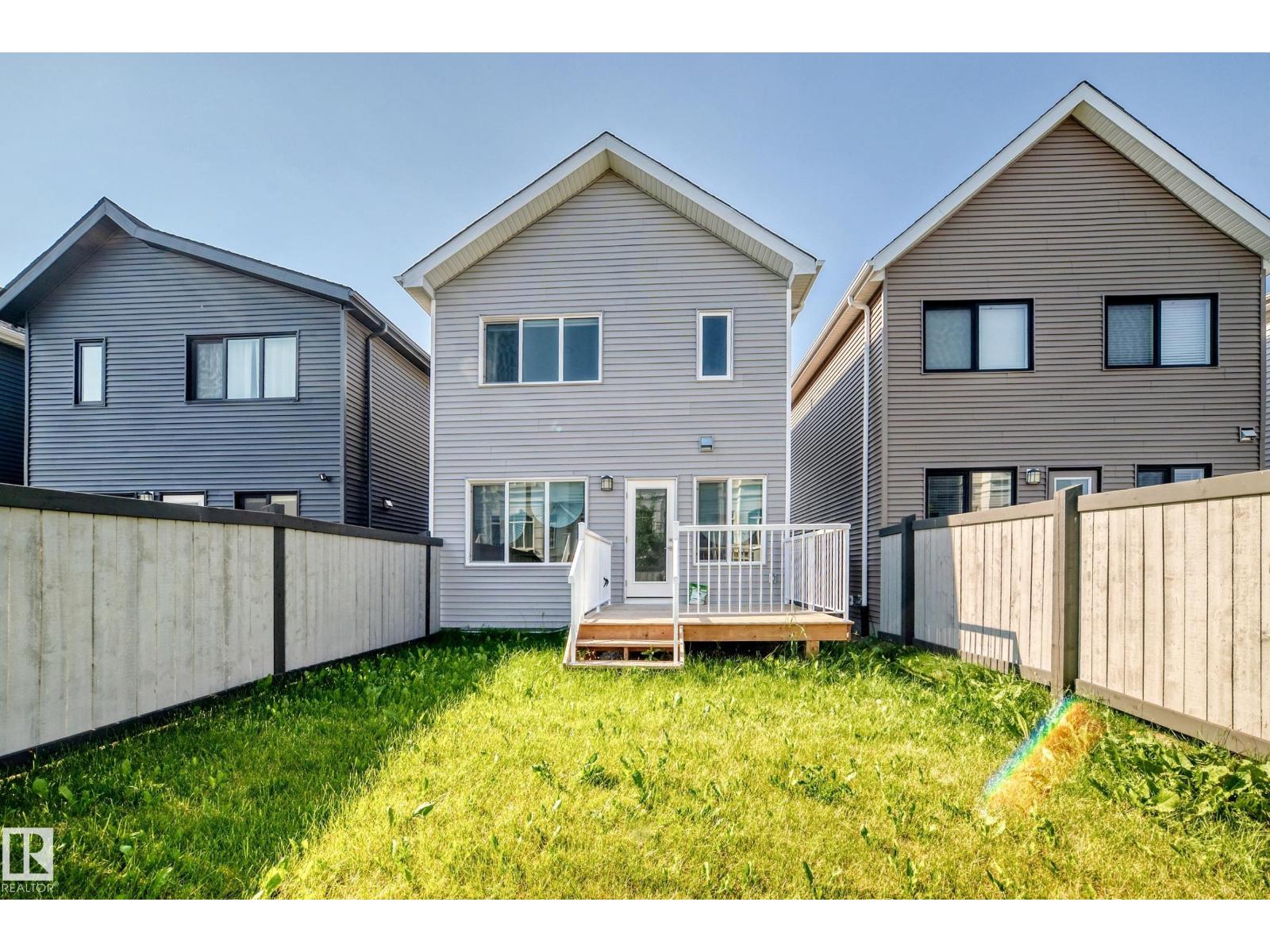 #4 905 172 ST SW - 46