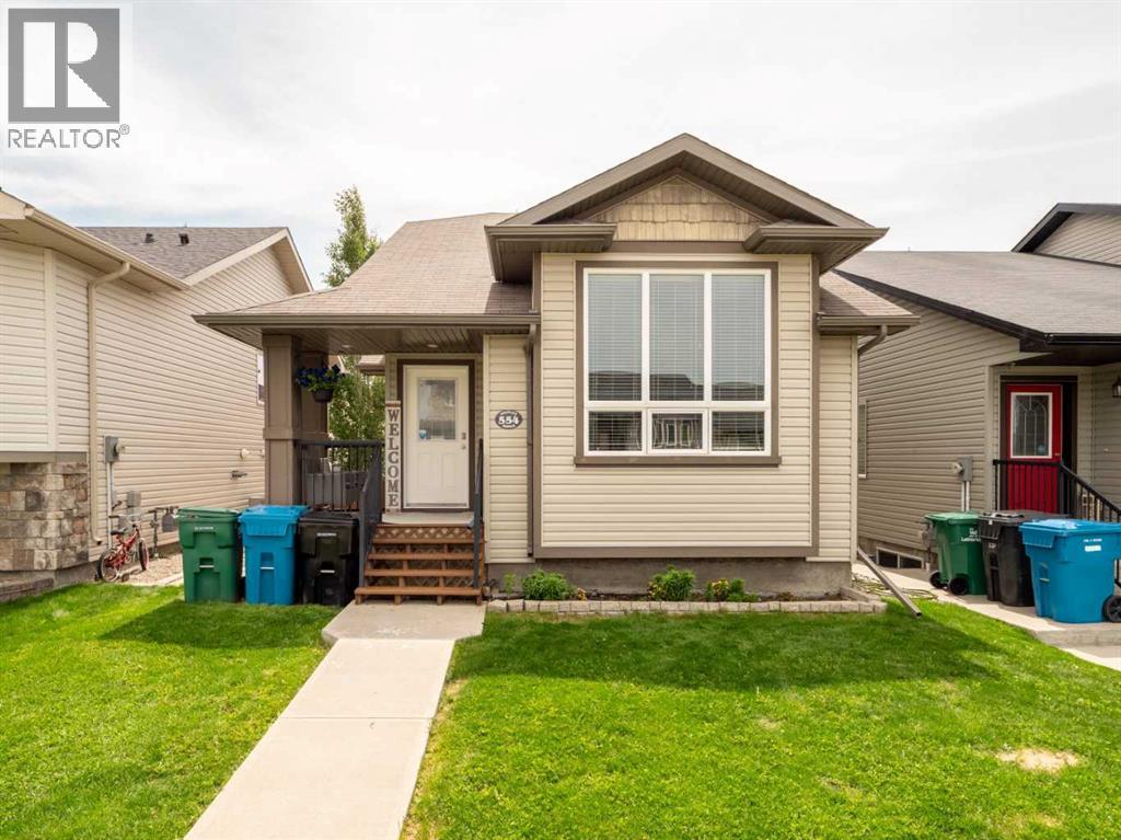 554 Margaret Sutherland Crescent N - 1