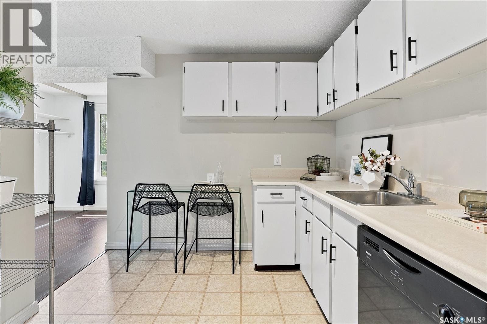 #426 425 115th STREET E - 8