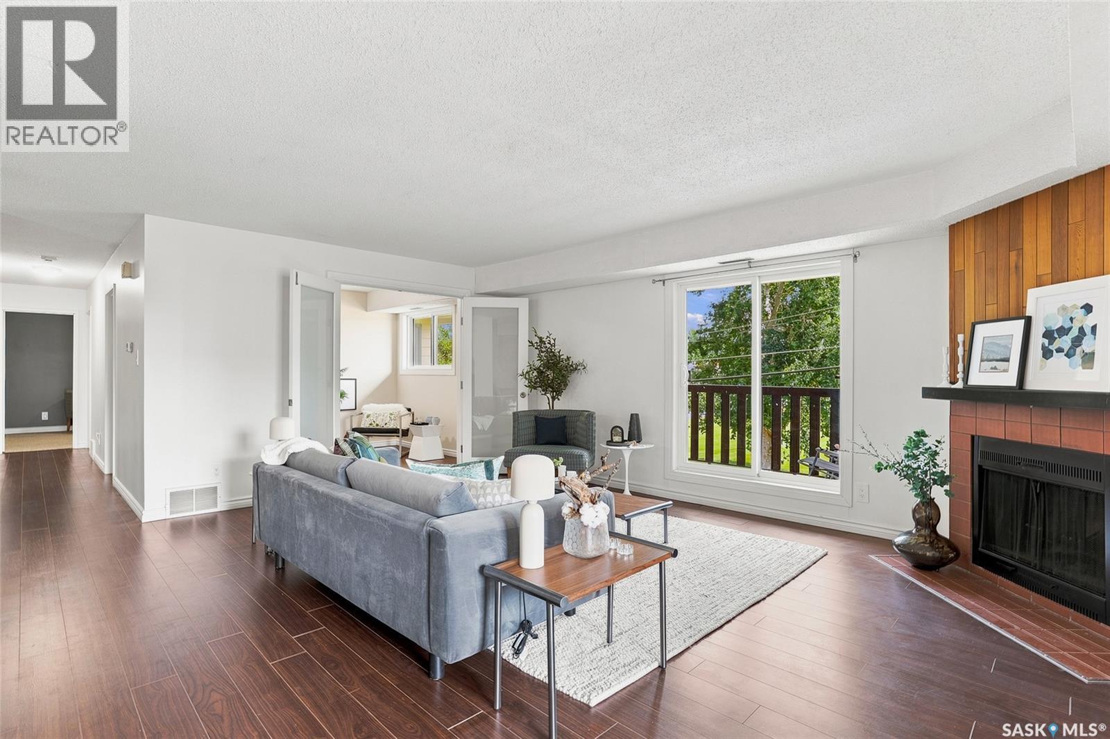 #426 425 115th STREET E - 1