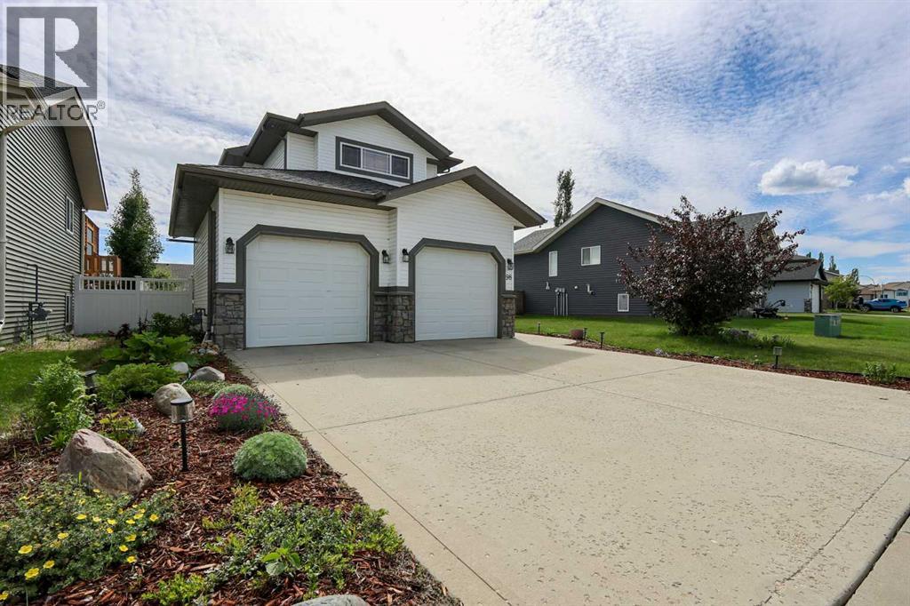 98 Pine Crescent - 2