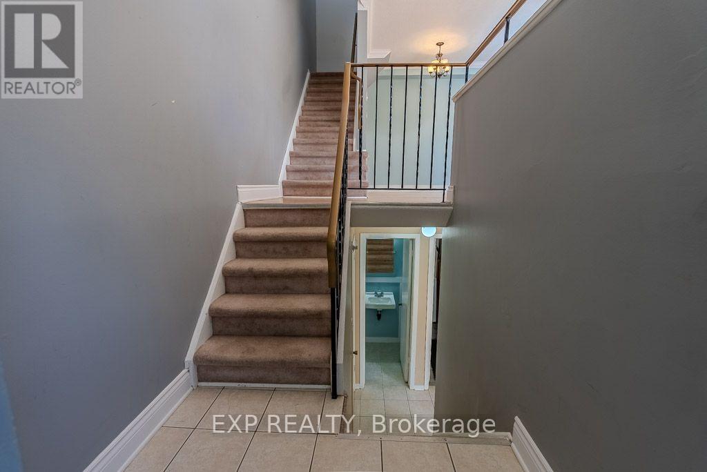 3 Bed, 2 Bath House for Rent in Ottawa – #C – 37 FORESTER CRESCENT, Ottawa – MLS# X13580314 - Image 22