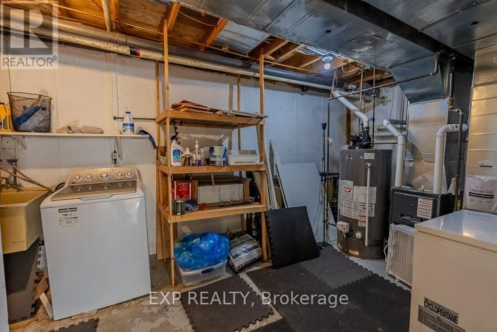 3 Bed, 2 Bath House for Rent in Ottawa – #C – 37 FORESTER CRESCENT, Ottawa – MLS# X13580314 - Image 27