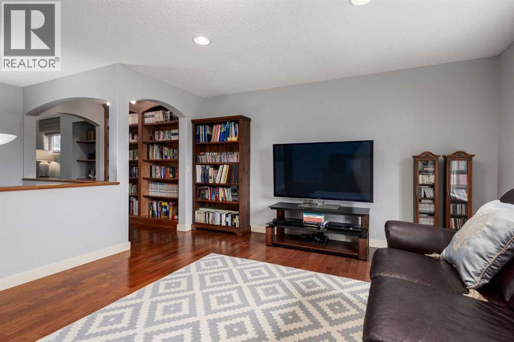 77 Royal Highland Road NW - 30