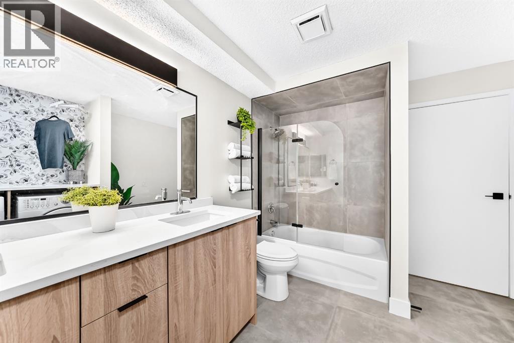3204, 80 Glamis Drive SW, Glamorgan, Calgary photo 3