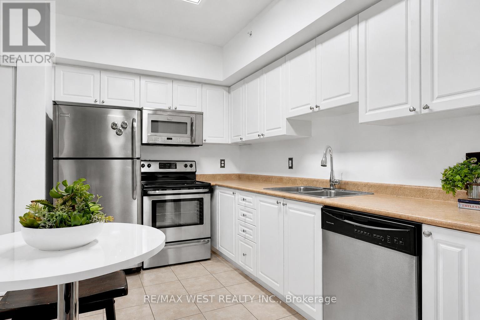 #110 41 FERNDALE DRIVE S - 5