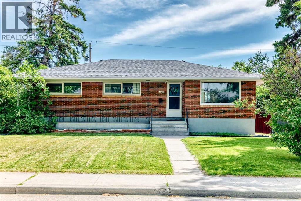 5620 Buckthorn Road NW, Thorncliffe, Calgary photo 1