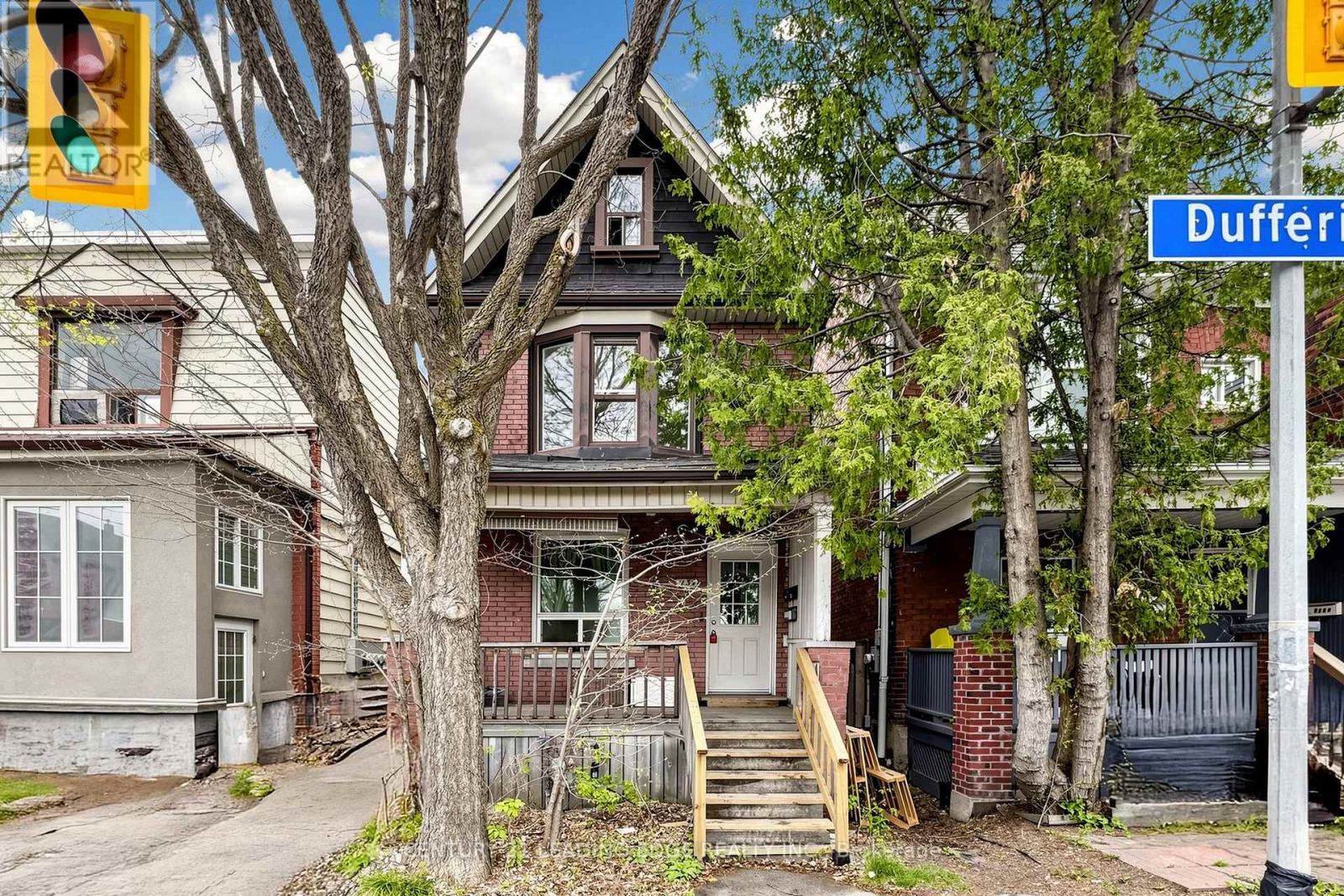 1132 DUFFERIN STREET - 1