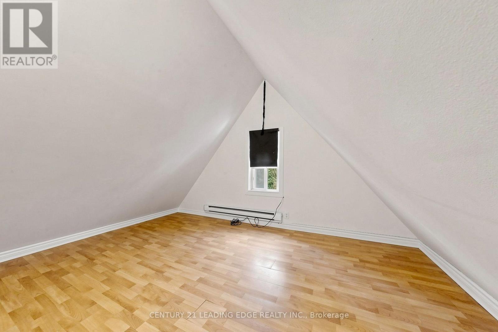 1132 DUFFERIN STREET - 14