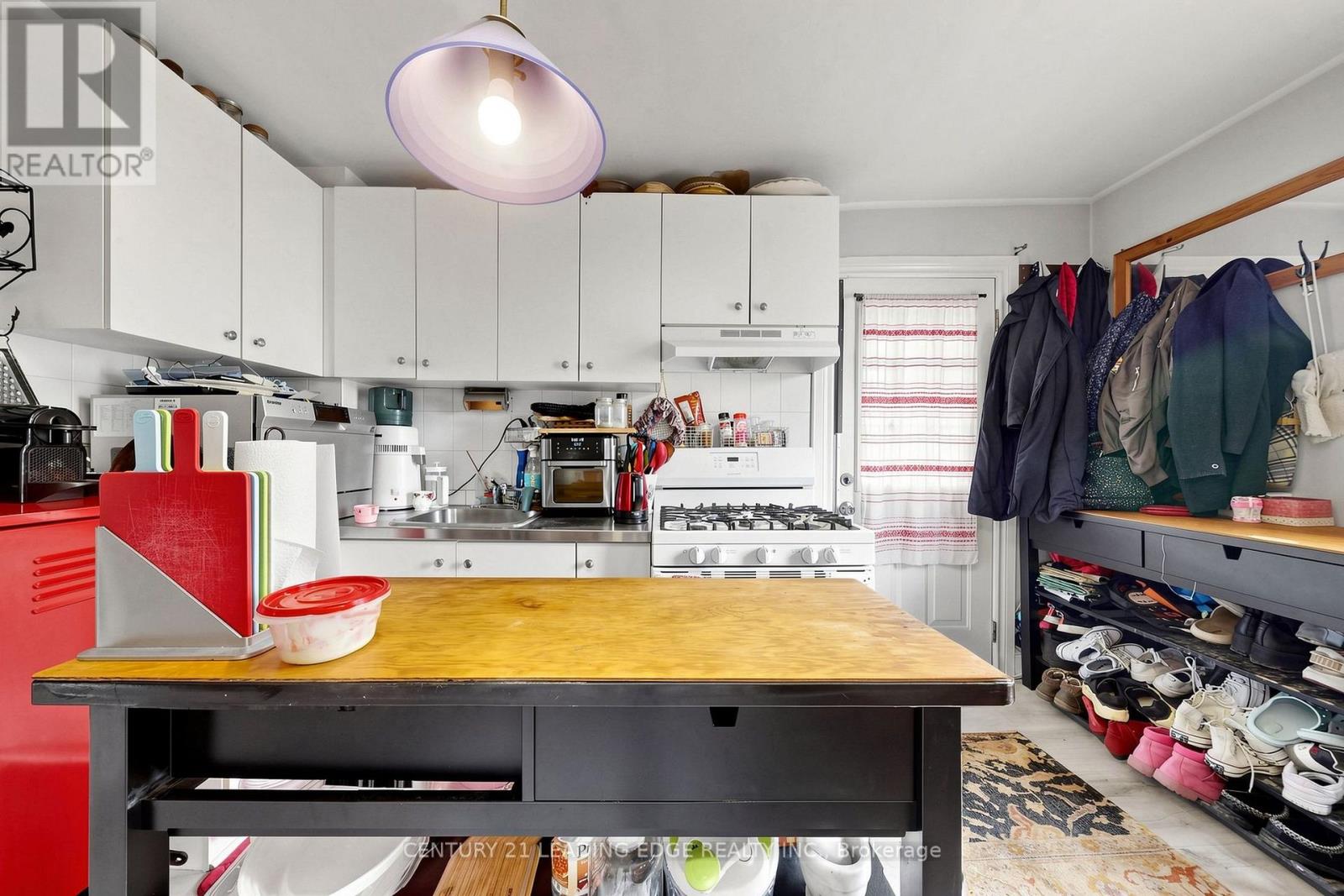 1132 DUFFERIN STREET - 19