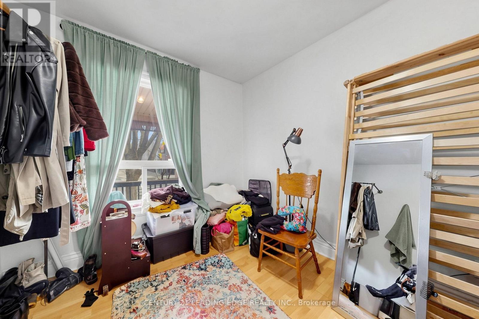1132 DUFFERIN STREET - 26