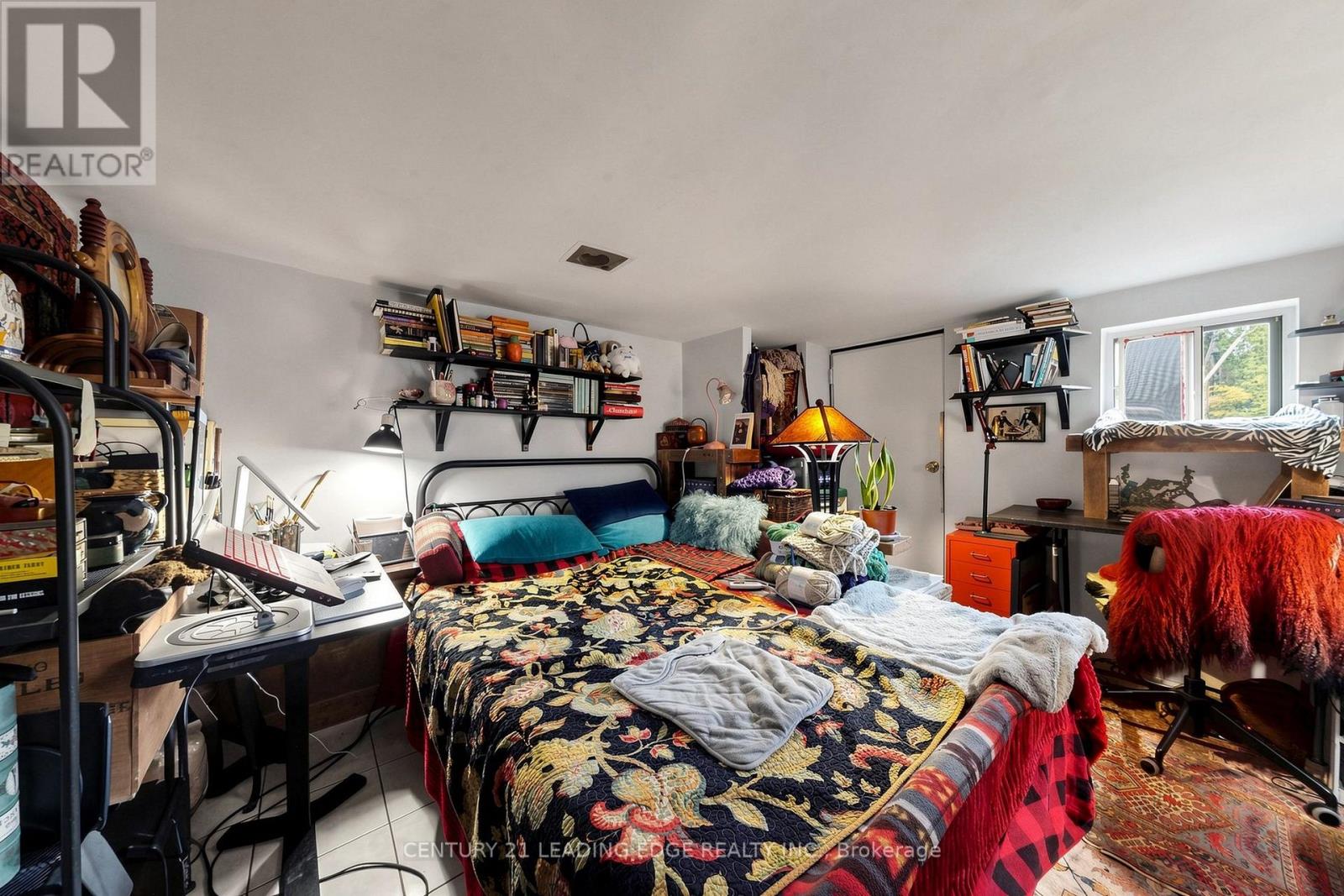 1132 DUFFERIN STREET - 28