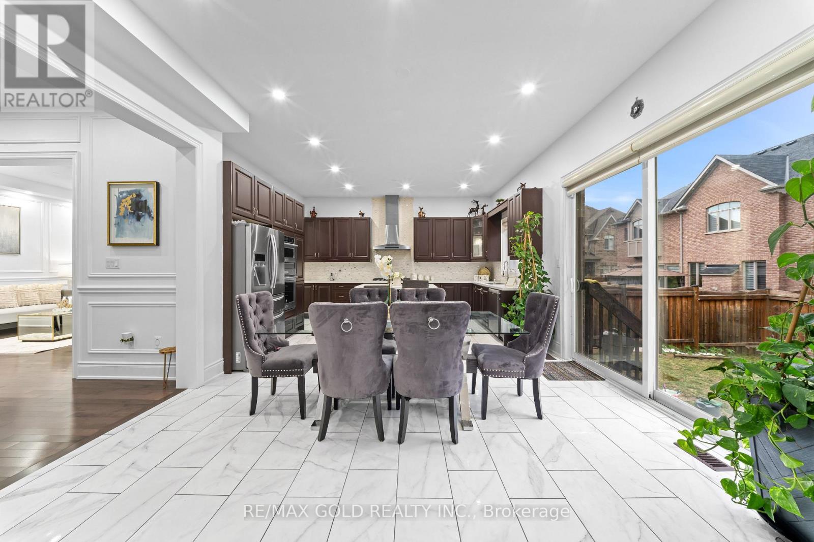 73 SQUIRE ELLIS DRIVE - 7