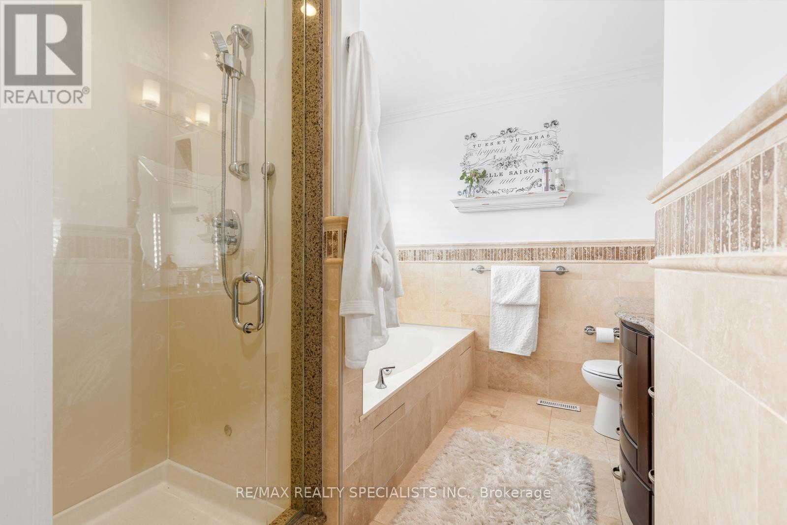 7076 GILLESPIE LANE - 24