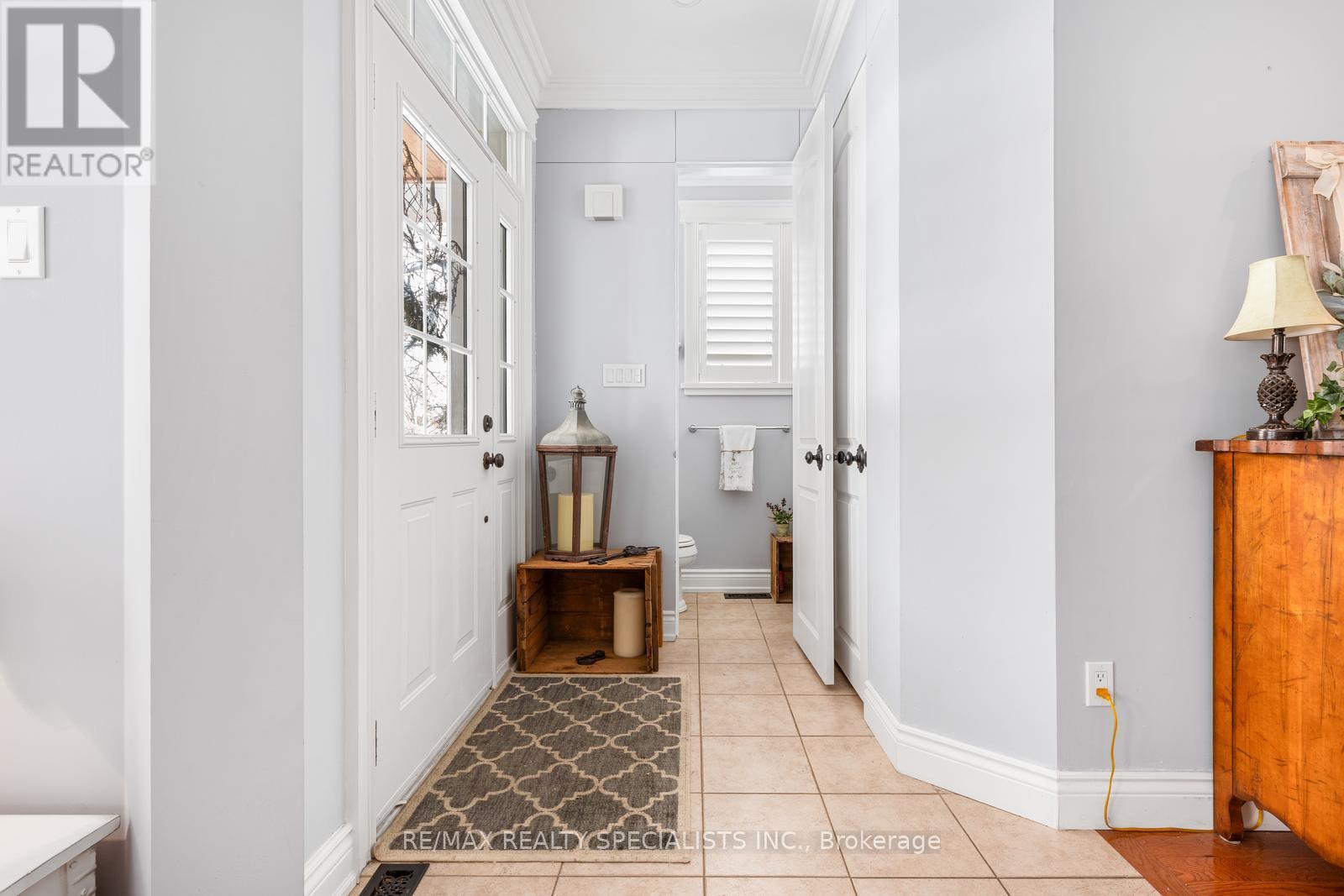 7076 GILLESPIE LANE - 3