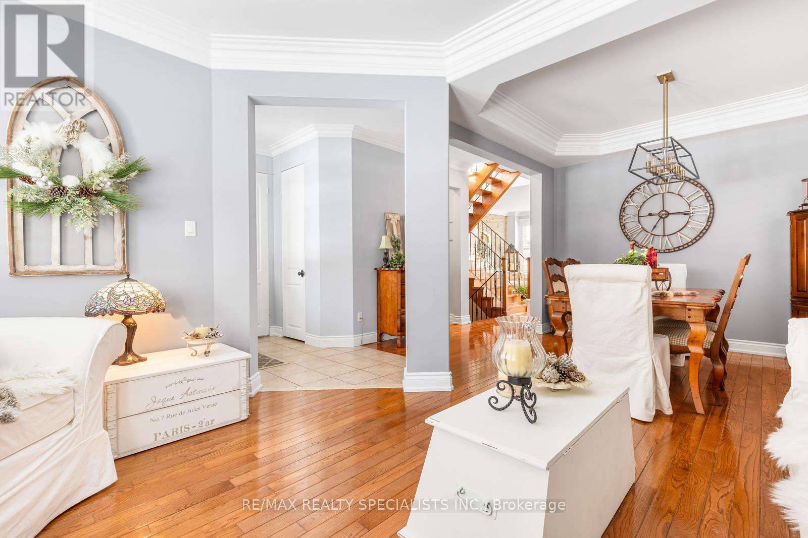 7076 GILLESPIE LANE - 7