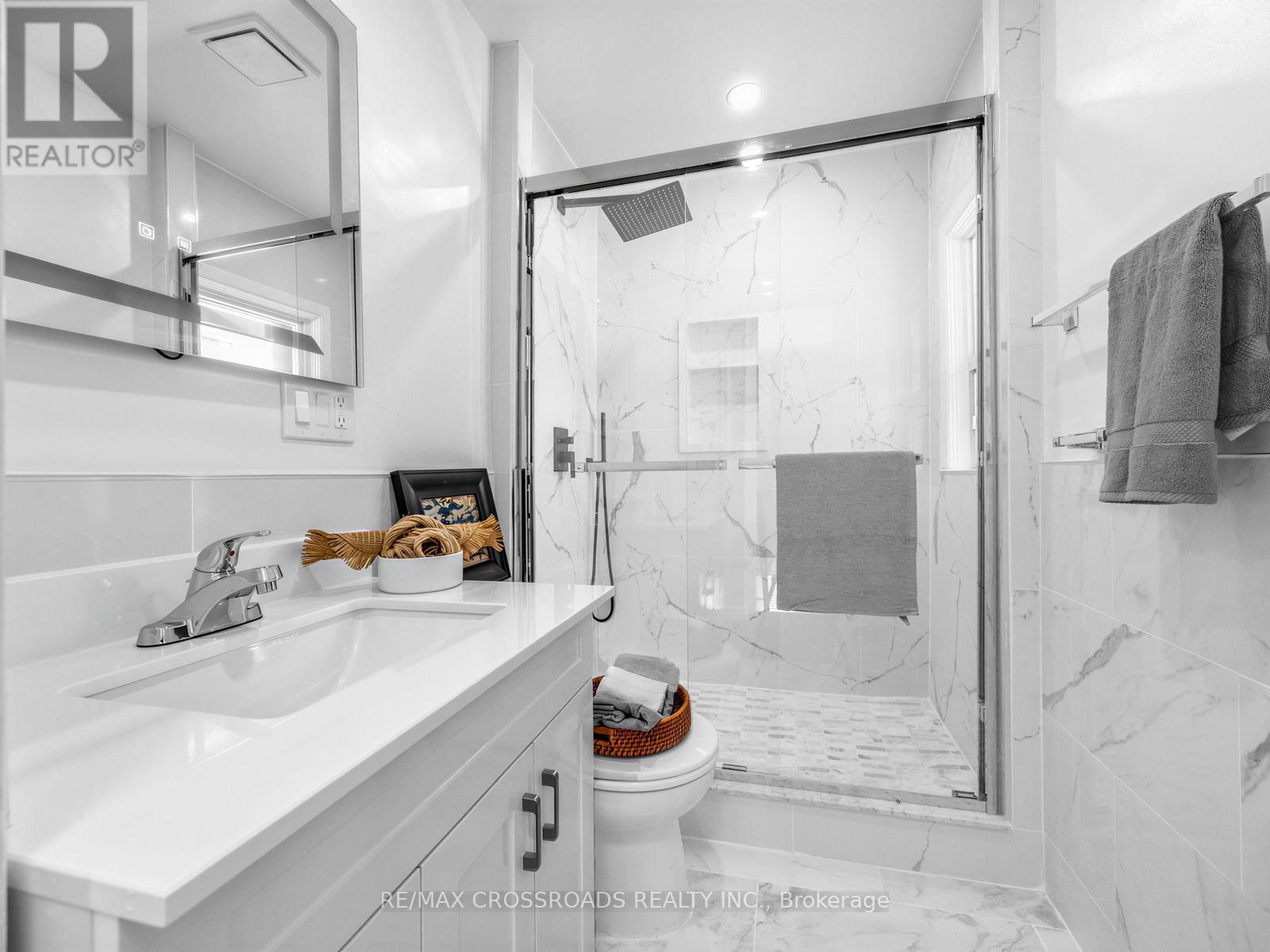 80 GRAY AVENUE - 15
