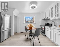 80 Gray Avenue, Toronto, ON M6N4S8 Photo 12