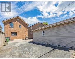 80 Gray Avenue, Toronto, ON M6N4S8 Photo 32