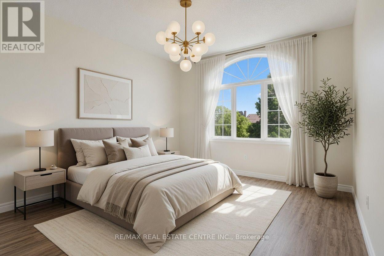 43 DECARO CRESCENT - 26