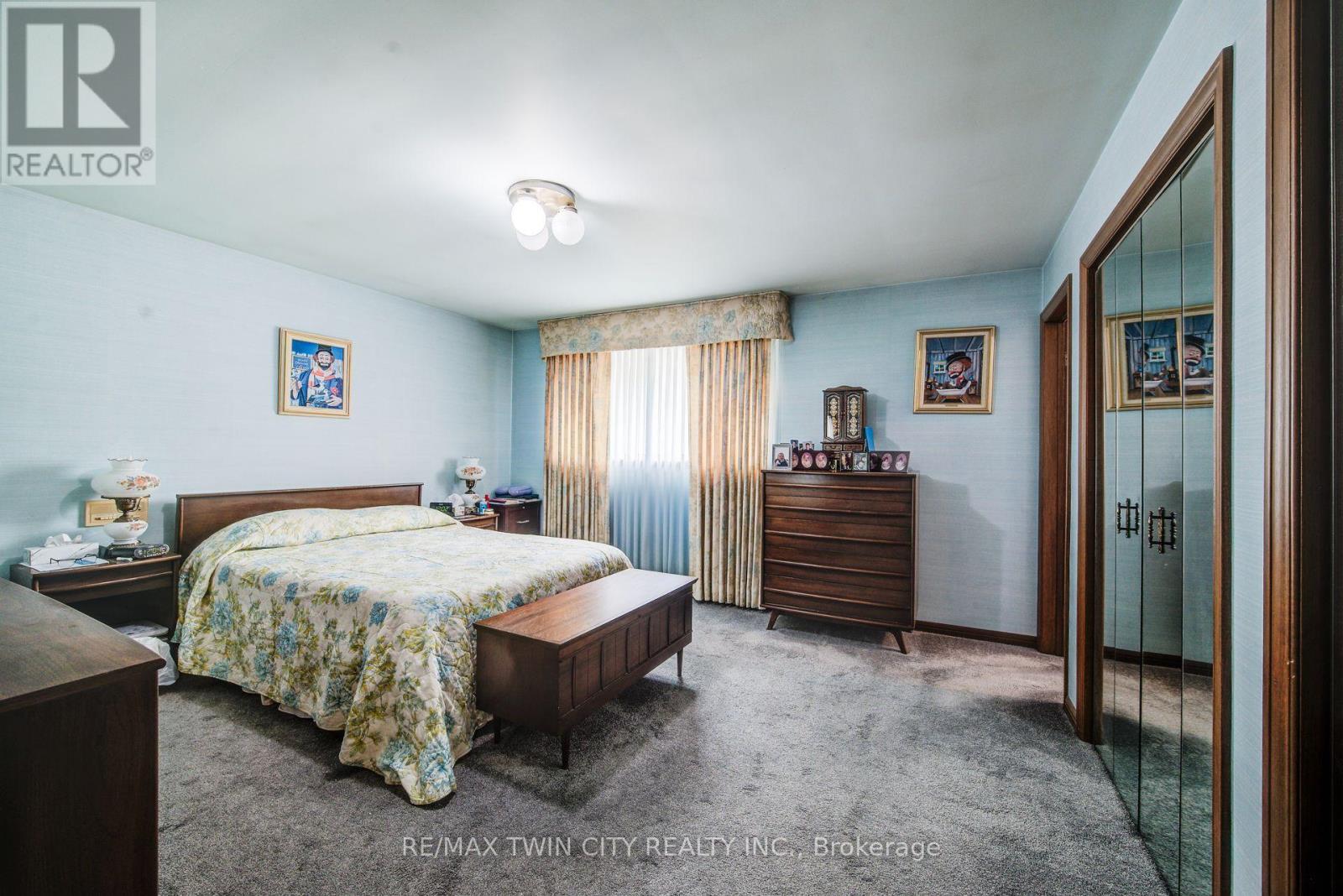 1177 PERTH STREET - 14