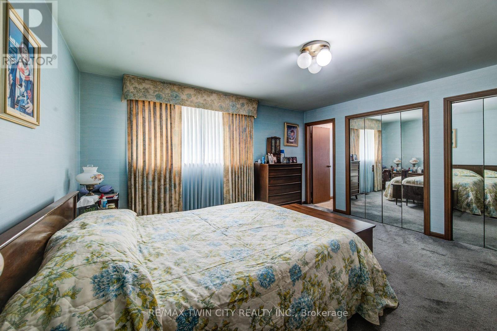 1177 PERTH STREET - 16