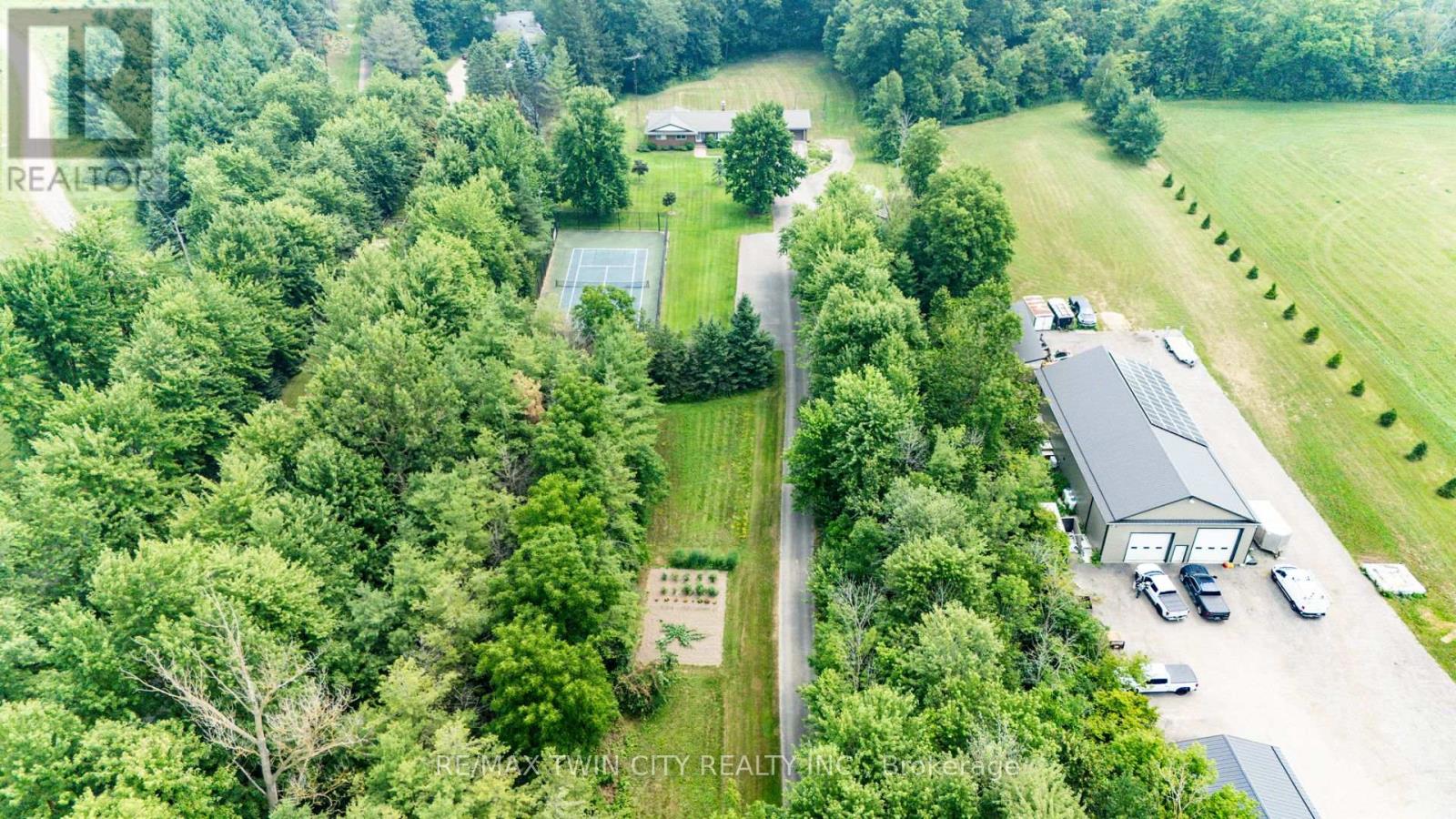 1177 PERTH STREET - 44