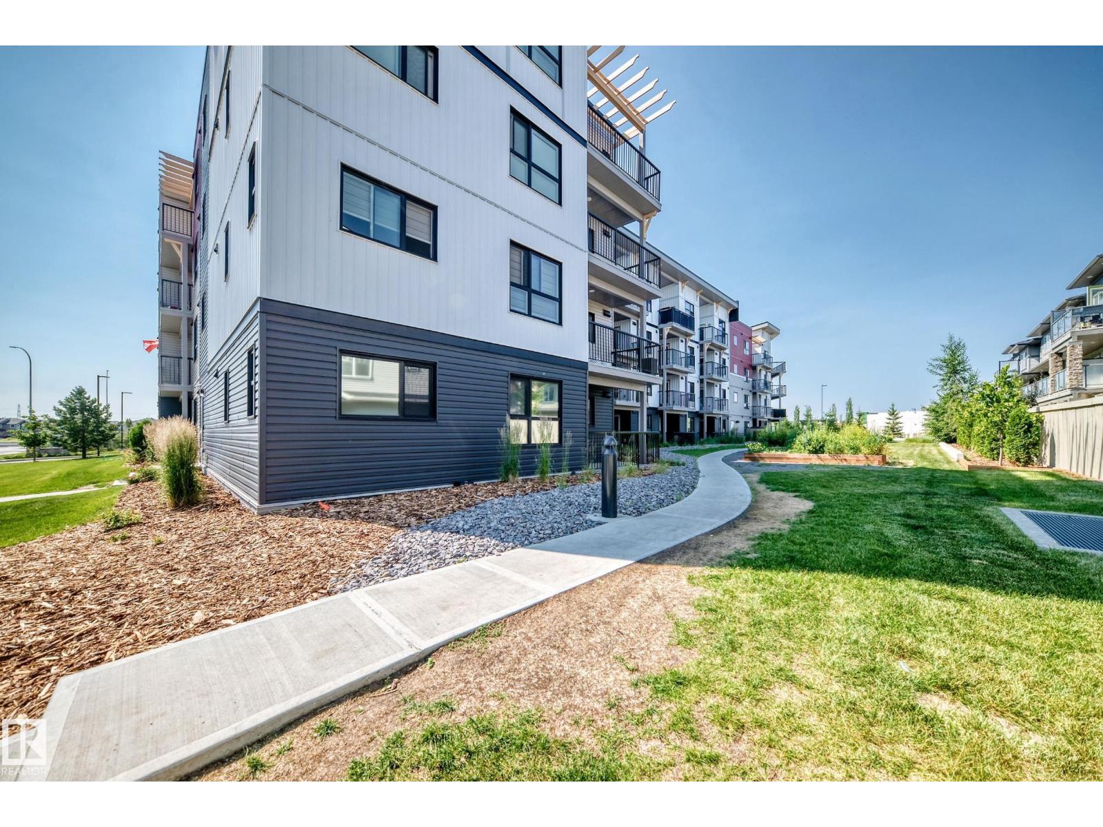 #128 1506 TAMARACK BV NW - 32